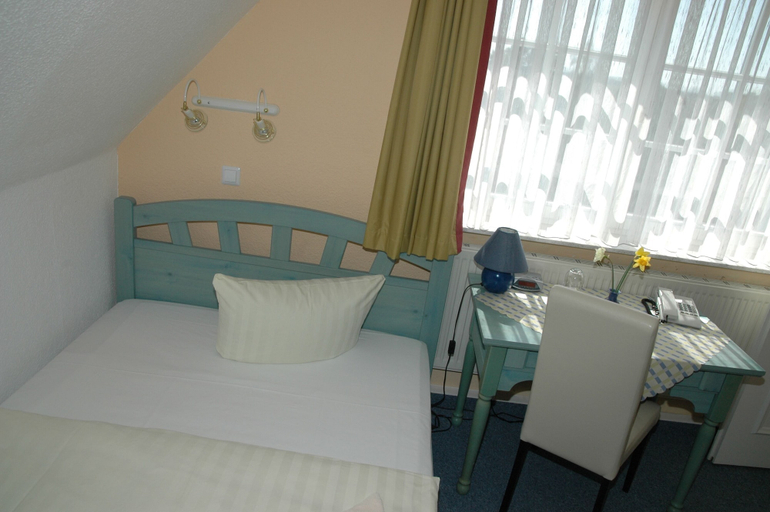 Bedroom 2, Landhotel Ostseetraum & Fewo, Rostock