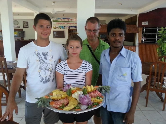Food & Drinks 5, Sea View Beach Hotel, Kuchchaveli