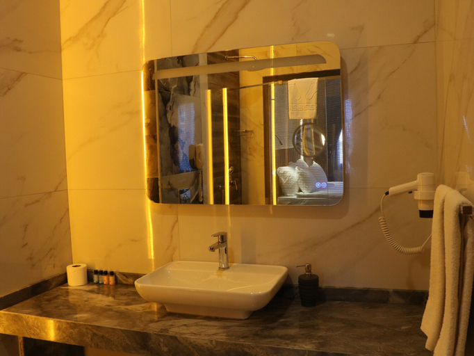 Bathroom 3, Isnova Hotel, Antalya