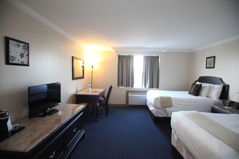 Bedroom 4, Montecassino Hotel and Event Venue, Toronto