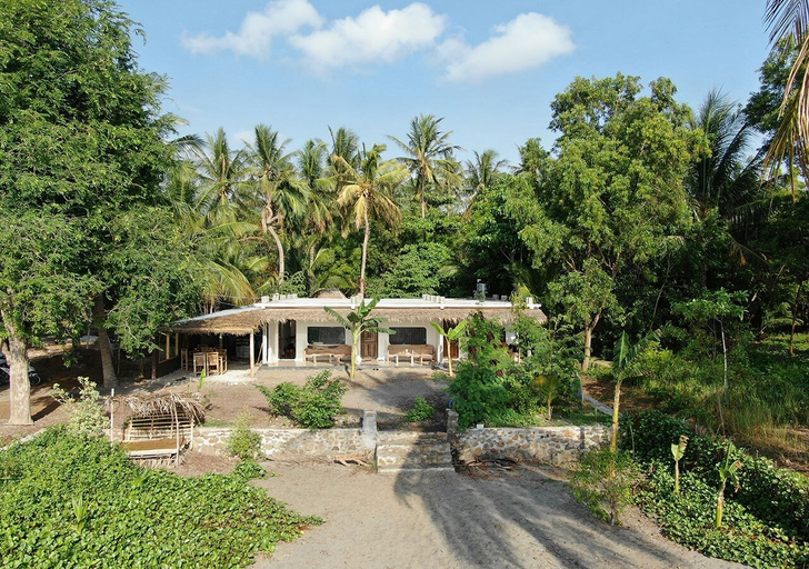 Exterior & Views 2, East Lombok Dive Hotel - Hostel, Lombok