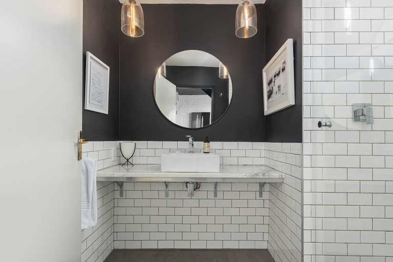 Bathroom 4, Westside Studios 309, City of Cape Town
