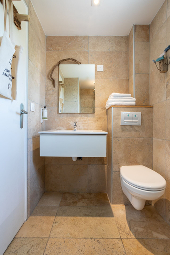 Bathroom 4, Hôtel Almanarre Plage, Var