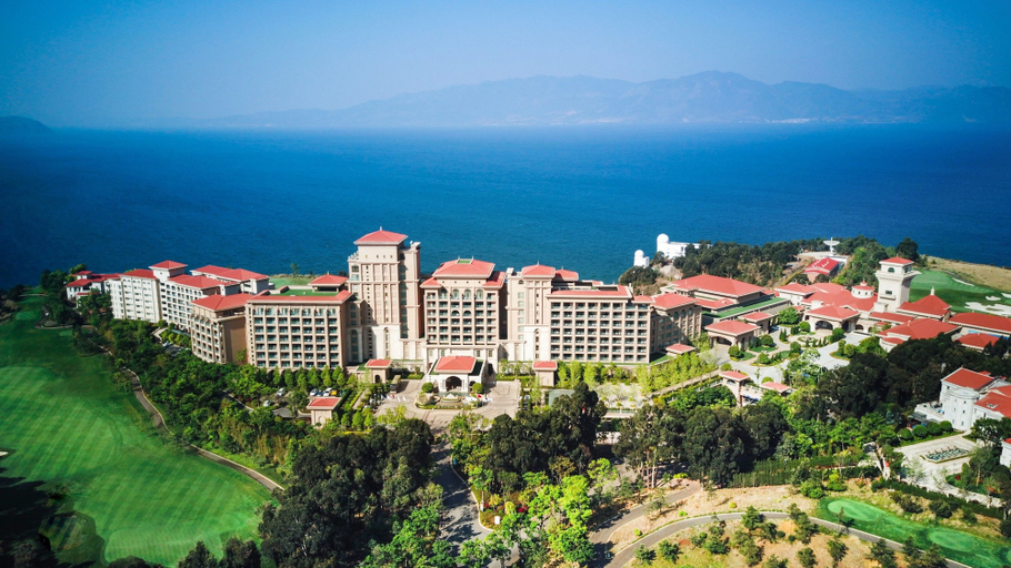 Exterior & Views 3, Hilton Yuxi Fuxian Lake, Yuxi