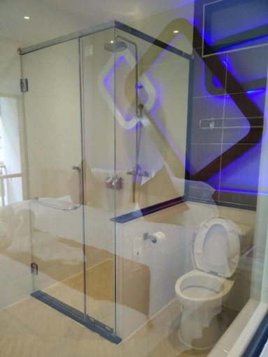 Bathroom 5, Phitsanulok United, Muang Phitsanulok