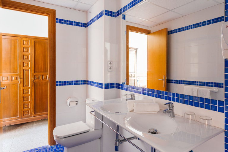 Bathroom 4, Mallorca Boutique Hotel, Barcelona