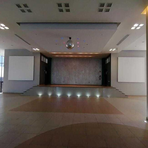 Business Facilities
