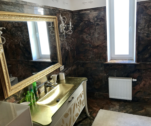 Bathroom 4, Luxury Condominium. Kiev center., Shevchenkivs'kyi