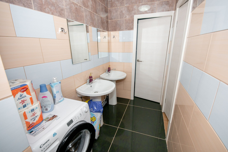 Bathroom, Hostel Plazkart, Krasnogorskiy rayon