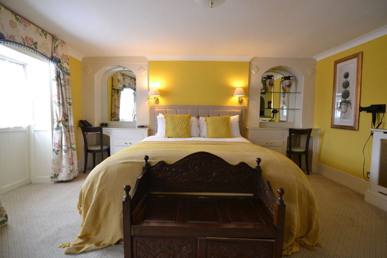 Bedroom 3, Angel & Royal Hotel, Lincolnshire