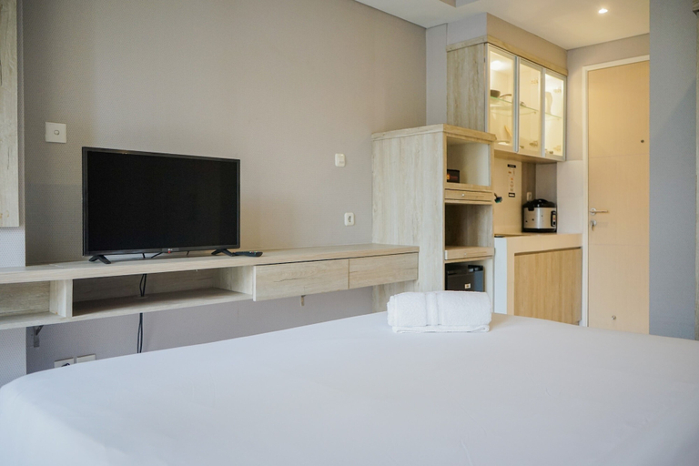 Bedroom 3, Comfortable Studio Apartment at Ayodhya Residences, Tangerang