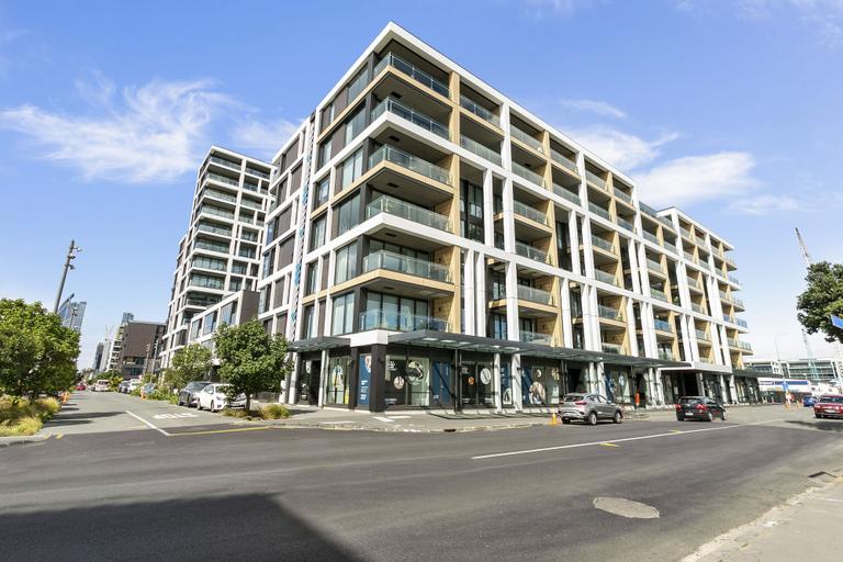 Exterior & Views, Modern & elegant living Wynyard Quarter, Waitakere