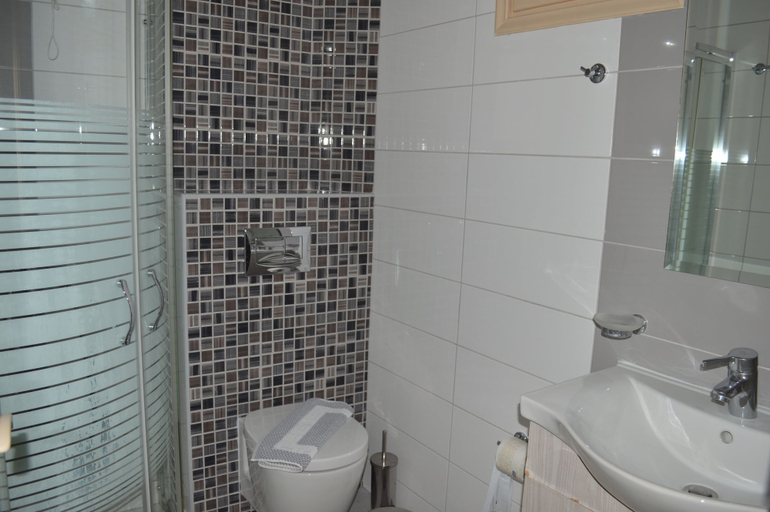 Bathroom 4, Surf Hotel, Ionian Islands