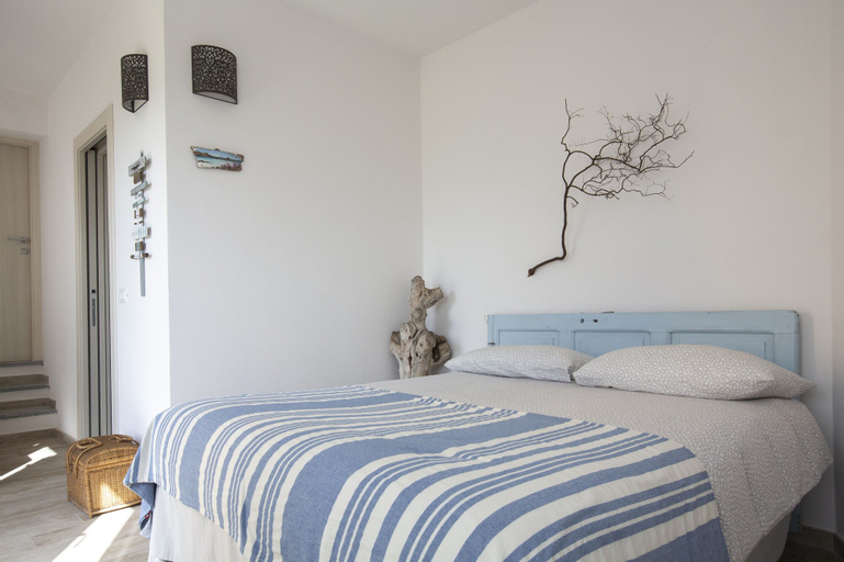 Bedroom 2, Agriturismo LaValleggia, Savona