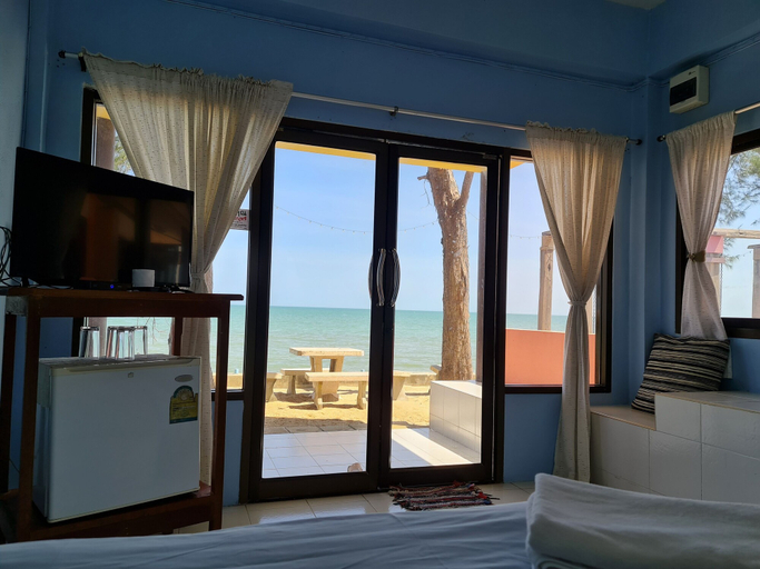 Bedroom 3, Rungarun Resort, Chaiya