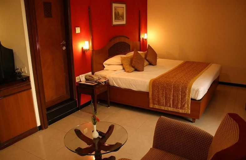 Bedroom 3, Ramee Guestline Hotel Dadar, Mumbai City