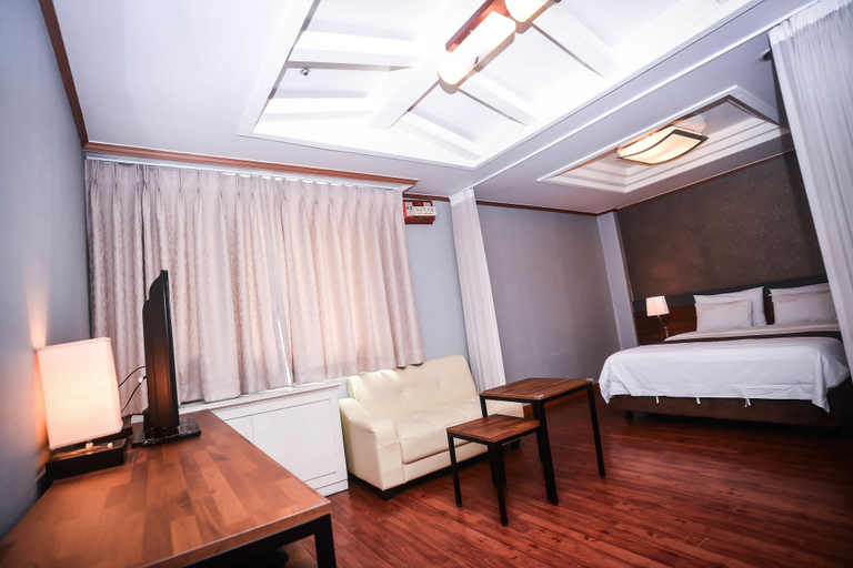 Bedroom 4, Noblesse Tourist Hotel, Nowon