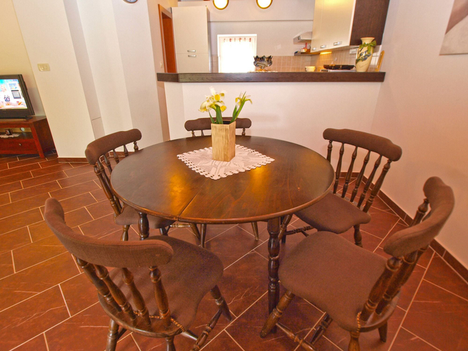 Others 4, House 1330, Poreč