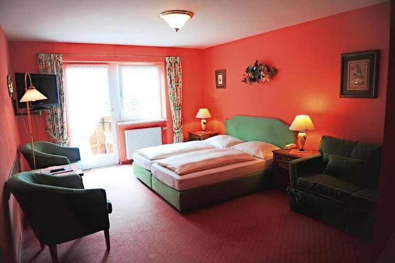 Bedroom 3, Hotel Kienberger Hof, Ostallgäu