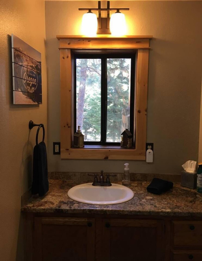 Bathroom, Mountain Pine Cabin - Sleeps 6 - Pet Friendly, Jackson