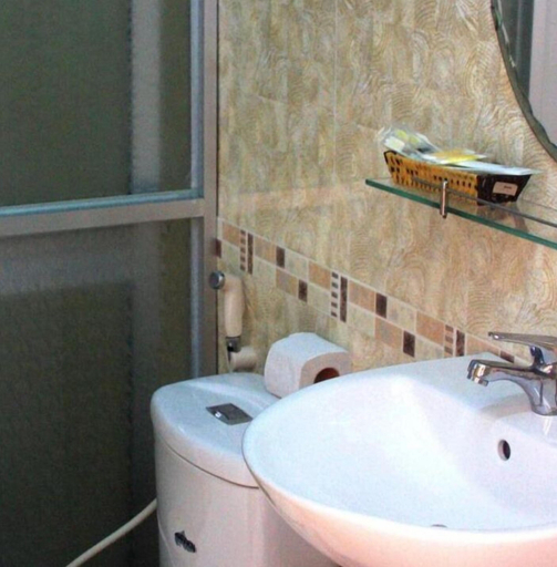 Bathroom 5, Kiet Hong Hotel, Rạch Giá