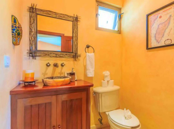 Bathroom, El Gran Escape by Skyrun, Isla Mujeres