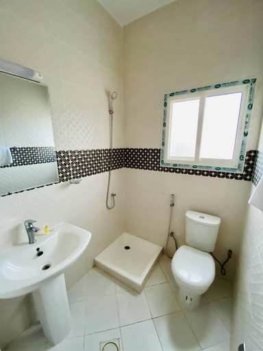 Bathroom 5, City guest by Citylife, Djibouti