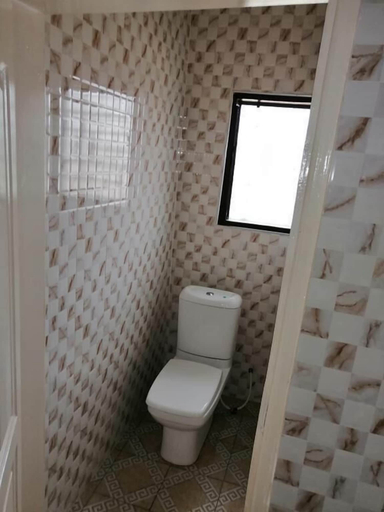 Bathroom, Salomey Plaza, Ga East
