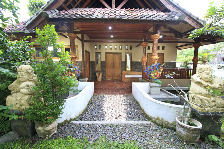 Villa Bale Seni, Lombok