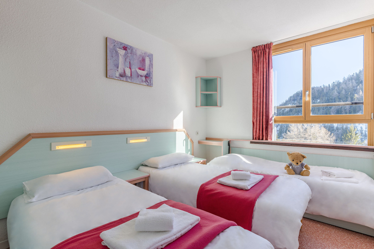 Bedroom 2, Azureva Les Karellis, Savoie