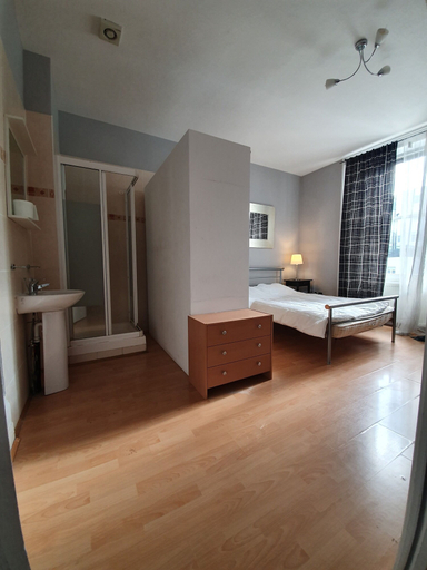 Bedroom 4, Studio Apartment in South Kensington 9, London