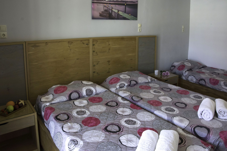 Others 3, Erato Studios, Ionian Islands