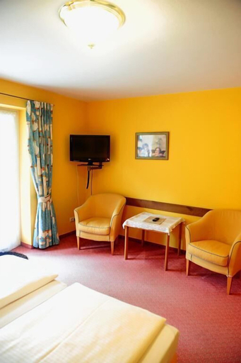 Bedroom 2, Hotel Kienberger Hof, Ostallgäu
