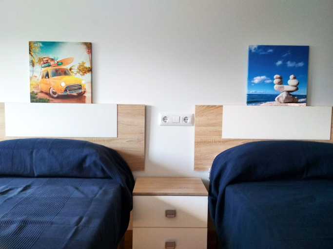 Others 3, Apartamentos Ares Centro 3000, A Coruña