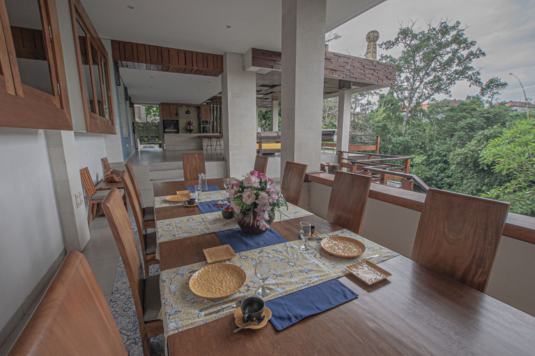 Food & Drinks 5, Hidden Seroja Villa, Denpasar