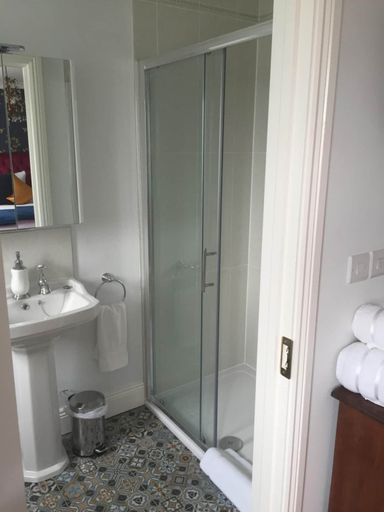 Bathroom 4, Boyne View House
