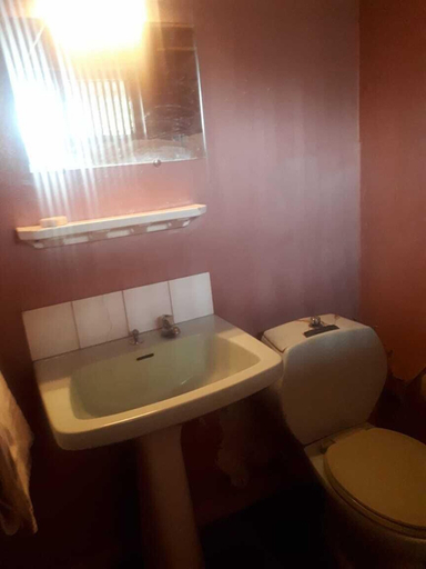 Bathroom 4, Hotel Relais 82, Mbour