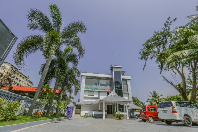 Exterior & Views, Le Noor, Ernakulam