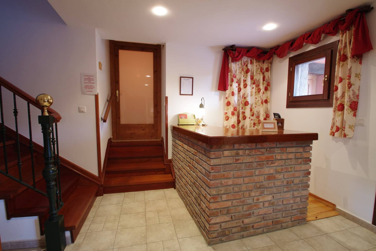 Others 5, Hotel Rural Porrua, Asturias