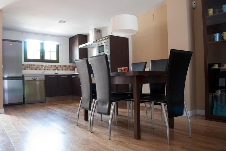 Others 5, Residencial Massana, Teruel