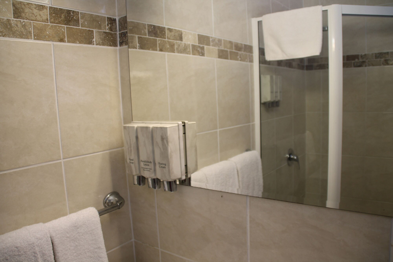 Bathroom 3, Centenary Motor Inn, Oxley