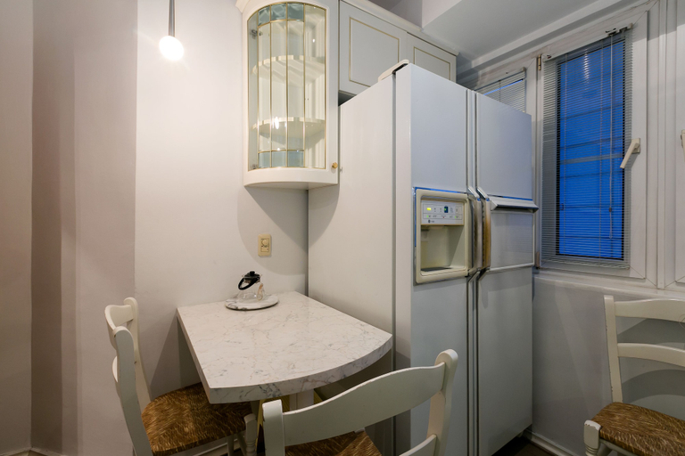 Others 4, MaxRealty24 Slavyanskiy Bulvar, Western