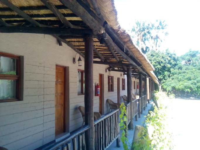 Exterior & Views 2, Northgate Lodge, Tutume