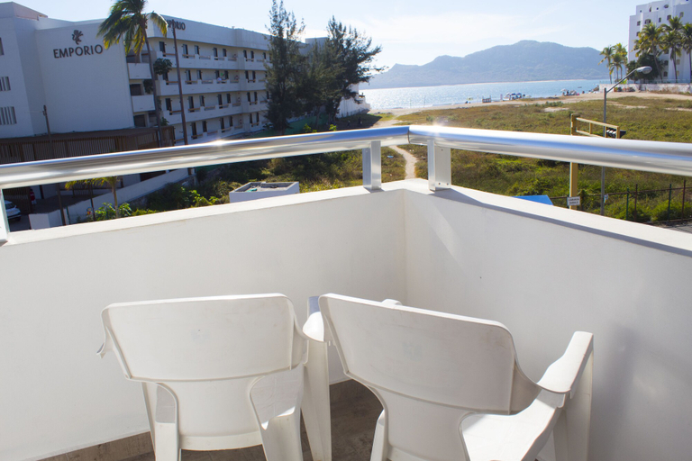 Others 5, Venados Inn, Mazatlán