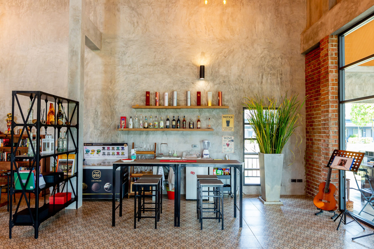 Food & Drinks 5, The Barn Hua Hin, Pran Buri