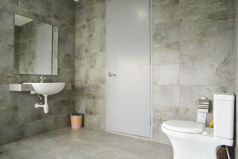 Bathroom 2, USJ One Premium Suites at Subang Sunway USJ, Subang Jaya