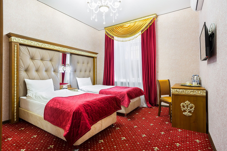 Bedroom 3, Empire, Northern