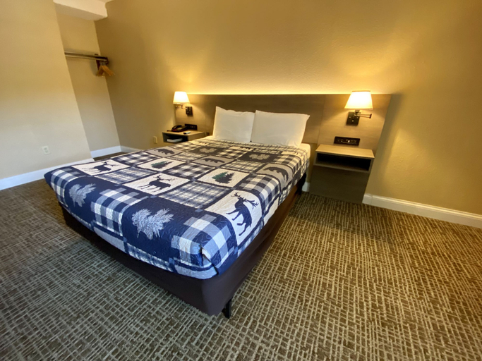Bedroom 4, Riverchase Lodge, Sevier