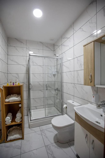 Bathroom 5, Taxim34 Hotel, Beyoğlu