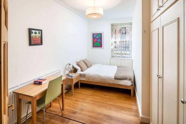 Others 3, Cosy 2 Bedroom Apartment in Bayswater, London